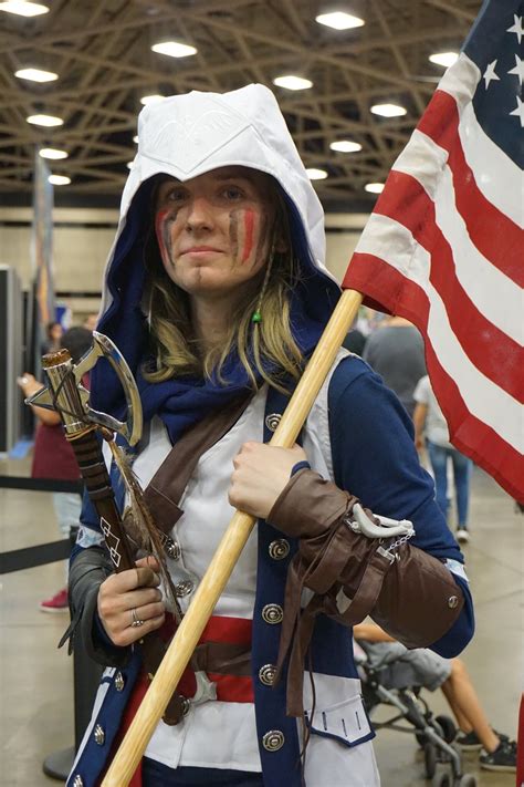 Sarah Roberson - Connor Kenway (Ratonhnhaké:ton) Assassin's Creed 3 Cosplay