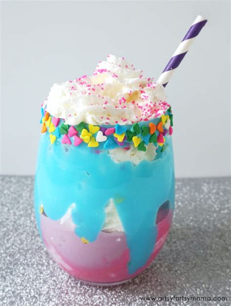 Sparkle Unicorn Milkshake | artsy-fartsy mama