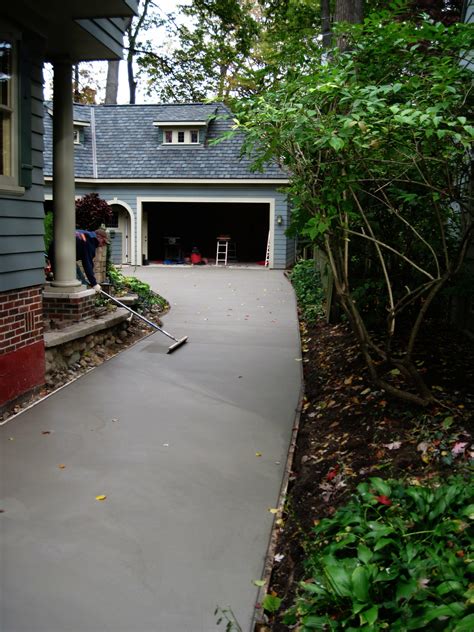 New Concrete Driveway – Superior Concrete Systems