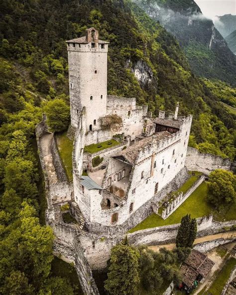 Castello di Avio, Italy : r/castles