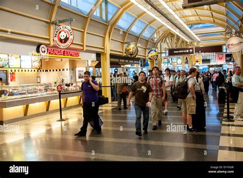 Ronald Reagan National Airport in Washington DC Stock Photo - Alamy