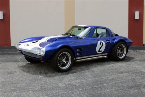 1963 Chevrolet Corvette Grand Sport | Hillbank Motor Corporation