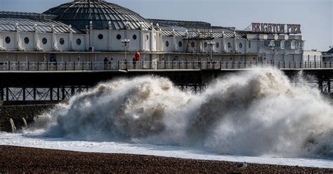 Storm Ciaran: Weather warning for wind upgraded to amber across Essex ...