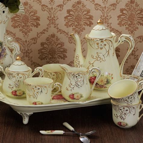 8 PIECES European tea set, coffee cup set, British afternoon tea red , coffee set with tray 8-in ...