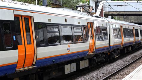 A Look At: The Class 378 - Rail Traveller - UK Rail Industry News