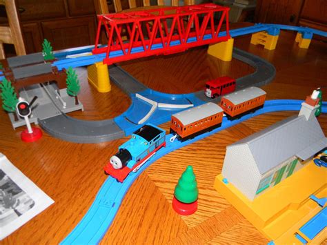 Tomy Tomica World Thomas & Friends Adventure Set Rail Road System #7408 | #1726767373