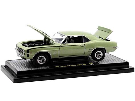 NIB M2 Die-cast 1:24 1969 Chevrolet Camaro SS : r/Diecast