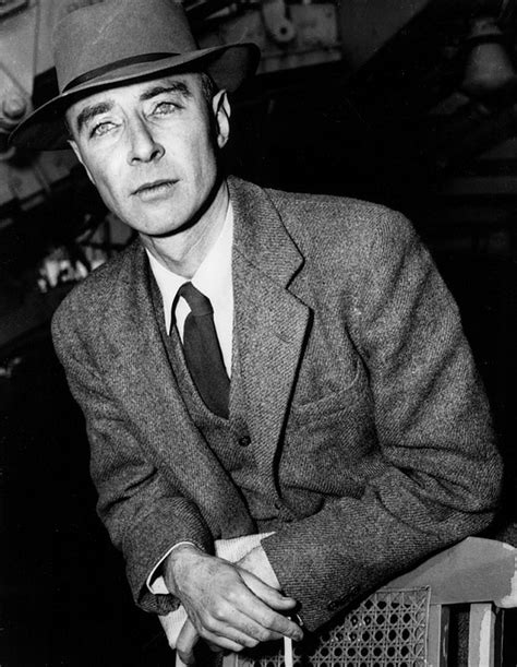 Dr. J. Robert Oppenheimer, Portrait by Everett | Portrait, Radium girls ...