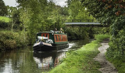 Exploring the Cheshire Ring Canals - Travel Examiner