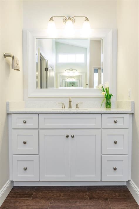 Stunning Shaker Style Bathroom Vanity Model - HOME SWEET HOME