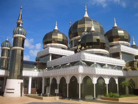 Crystal Mosque Malaysia ~ Malomaat