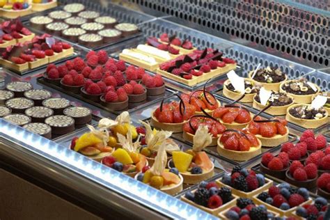 Where to Find the Best Pastries in Italy, According to Gambero Rosso Guide | ITALY Magazine