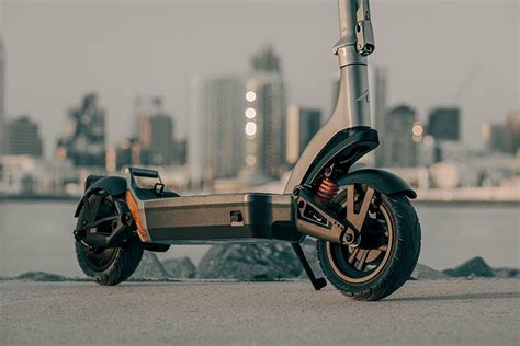 Best Apollo Electric Scooters - Which model is right for you? - VROOOMIN