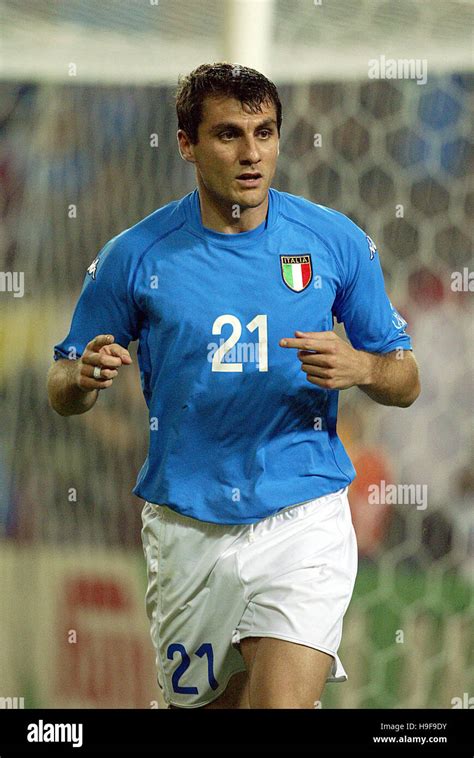 CHRISTIAN VIERI ITALY & INTER MILAN IBARAKI KASHIMA STADIUM IBARAKI JAPAN 08 June 2002 Stock ...