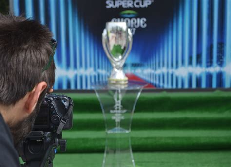 The Super Cup Trophy with the youngest ones - PHOTO | FFM - Football ...