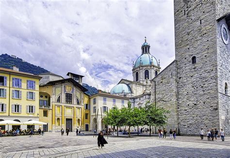 Como Cathedral size - heyyouphoto.com