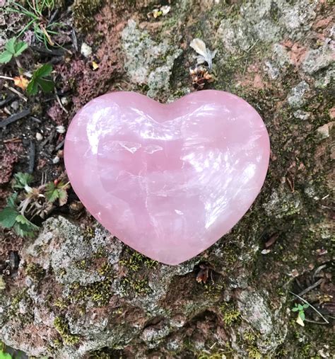 Rose Quartz Heart, Polished, Rainbow Infractions, 156.7 Grams, CR3561