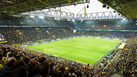 Signal Iduna Park : Das Westfalenstadion In Dortmund Industriekultur Im ...