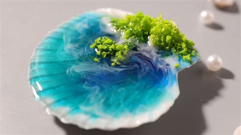 UV Resin Crafts - UV Resin Ideas With Pigments | DIY Ocean Resin Tutorial - YouTube
