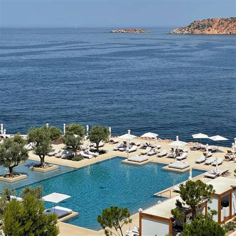 Luxury Athens Hotel | Riviera Resort | Four Seasons Astir Palace Hotel