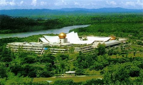 Megahnya Istana Nurul Iman, Tempat Tinggal Raja Brunei Darussalam : Okezone News