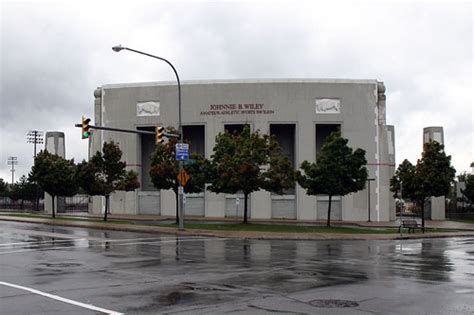 War Memorial Stadium - The Ratzenberger Attic