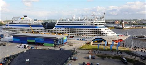 Hamburg (Germany) cruise port schedule | CruiseMapper