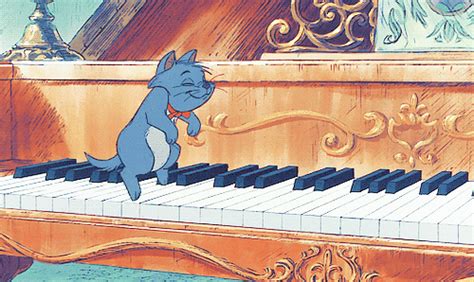 the aristocats gif on Tumblr