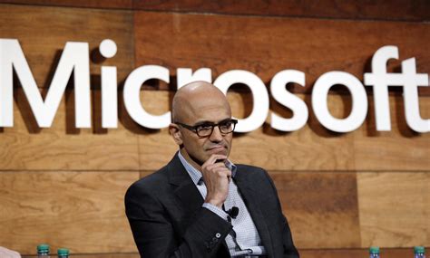 Microsoft misses on Q4 earnings, cloud business falls short