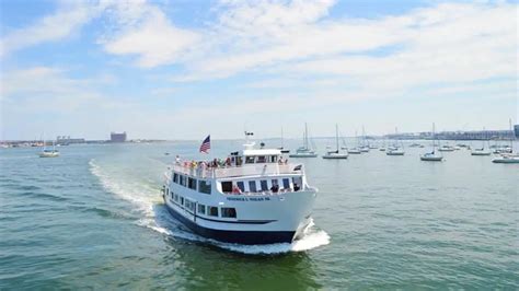 Boston Harbor Cruise Guide: Sightseeing Attractions, Schedule, Tickets ...