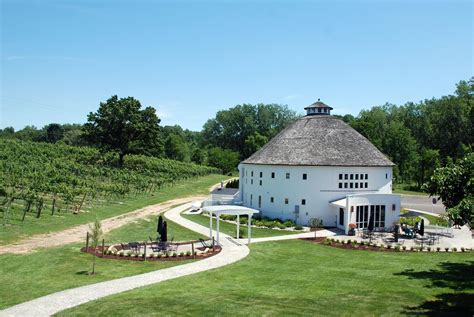 Round Barn Winery | 10983 Hills Road, Baroda, Michigan. Whil… | Flickr