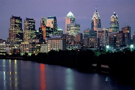 Philadelphia Skyline at night - Photorator