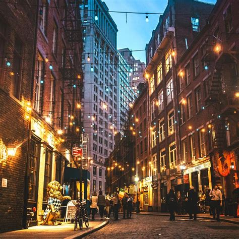 New York City Feelings - Stone Street in the Financial District, New ...