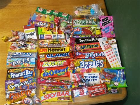 Susan's Disney Family: Yummy Old Time Candy, have a sweeter day with candy from your past #Giveaway