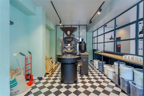 Saint Roastery- Interior Design on Behance | Coffee roasting room ...