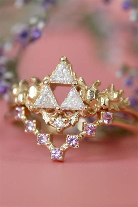 √ TRIFORCE WEDDING RING, ZELDA WEDDING RINGS: A LINK TO YOUR SOULMATE #prince… | Wedding ...