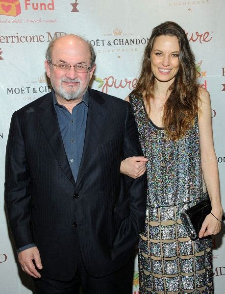 Salman Rushdie Age, Wife, Children, Biography, Facts & More » StarsUnfolded