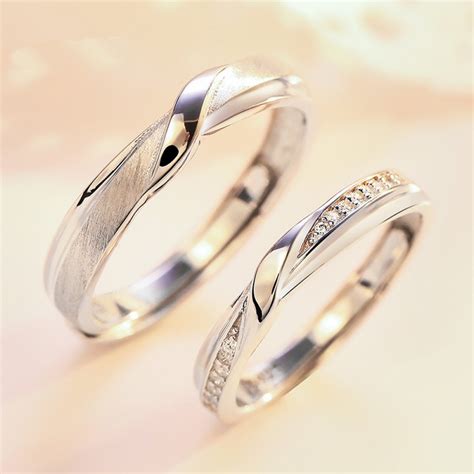 Engravable Couple's Infinity Promise Ring In 925 Sterling Silver