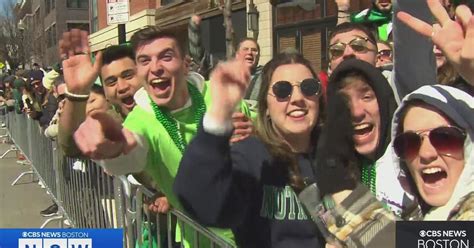 Full St. Patrick's Day parade makes comeback in South Boston - CBS Boston