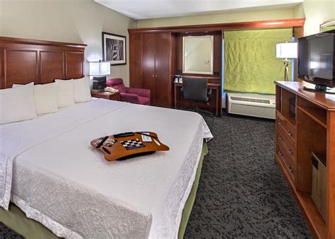 Matthews Hotel Coupons for Matthews, North Carolina - FreeHotelCoupons.com