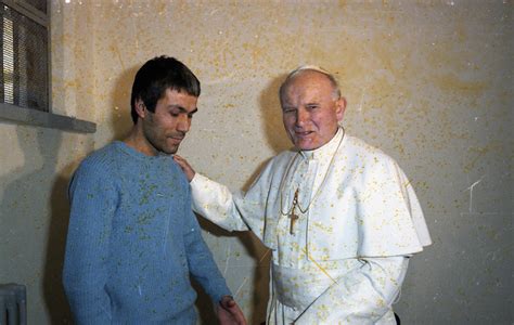 Would-Be Papal Assassin Mehmet Ali Agca Expelled From Italy | Sojourners