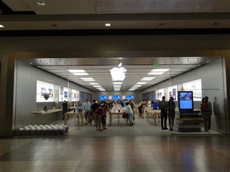 Apple Store - Fashion Place Mall - Murray, Utah - Apple Stores on ...