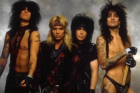 Mötley Crüe Members Make A Series Of Confessions Related To Vince Neil ...