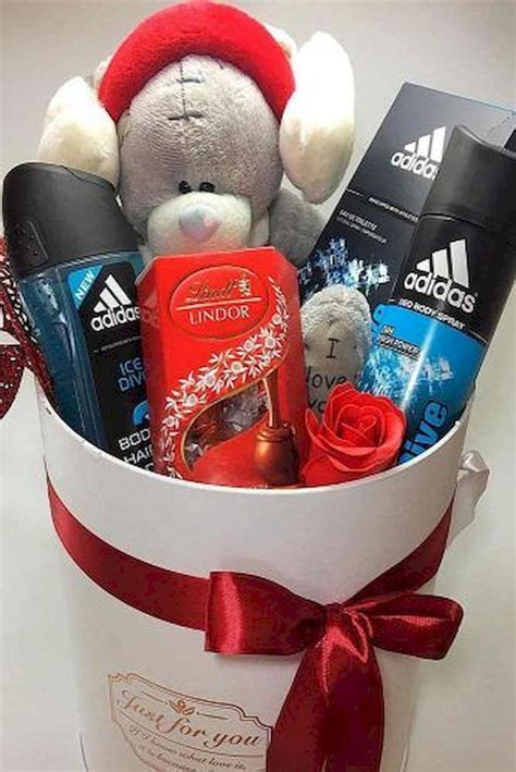 34 Valentine's Day Gift Basket Ideas for Boyfriend | Valentines day ...