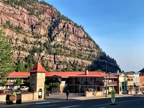 Ouray Chalet Inn - Swept Away Today