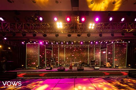 Sangeet Stage Décor Ideas: Wedding Photography. | Wedding stage backdrop, Wedding stage ...