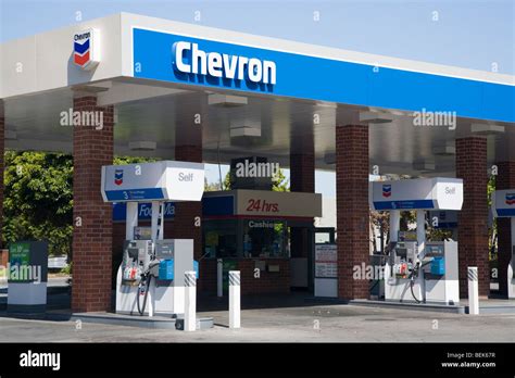 A Chevron gas station. Mountain View, California, USA Stock Photo - Alamy