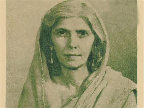 Fatima Jinnah Biography - Childhood, Life Achievements & Timeline