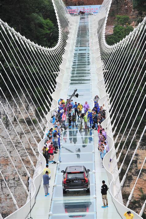 China's Longest Glass Bridge Is Virtually Unbreakable - INFORMATION NIGERIA