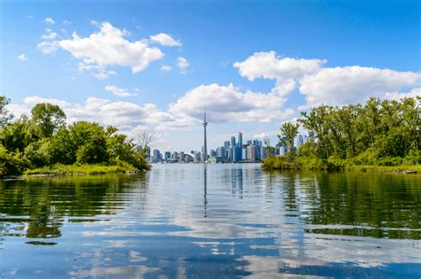 Five Stunning Canadian Lakes that will Make You want to Visit Now ...